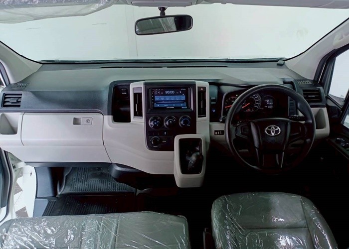 Used 12
                    TOYOTA
                     for Sale Image