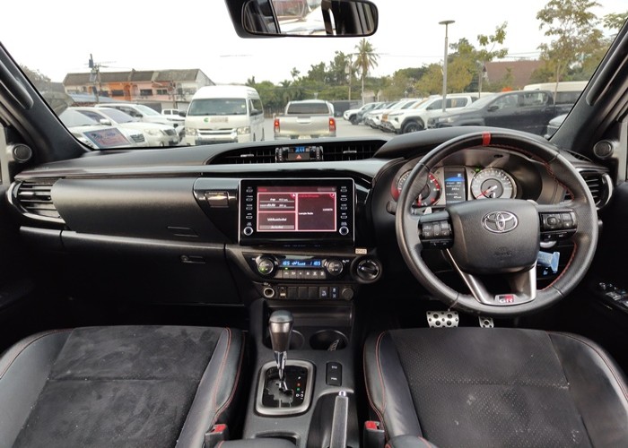 Used 7
                    TOYOTA
                     for Sale Image