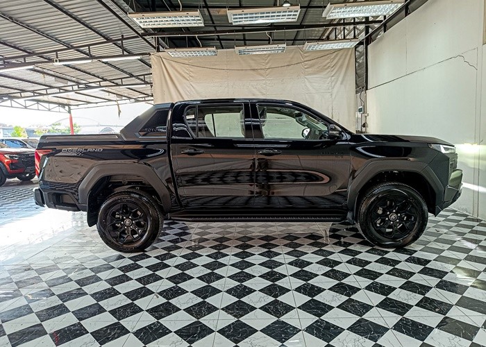 Used 1
                    TOYOTA
                     for Sale Image