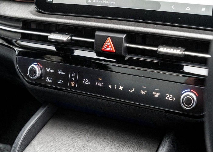 Used 1
                    KIA
                     for Sale Image