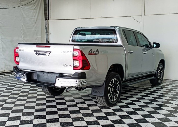 Used 8
                    TOYOTA
                     for Sale Image