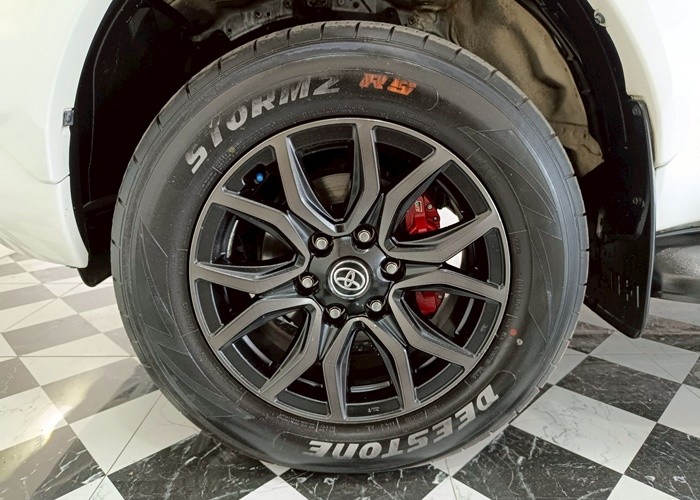 Used 9
                    TOYOTA
                     for Sale Image