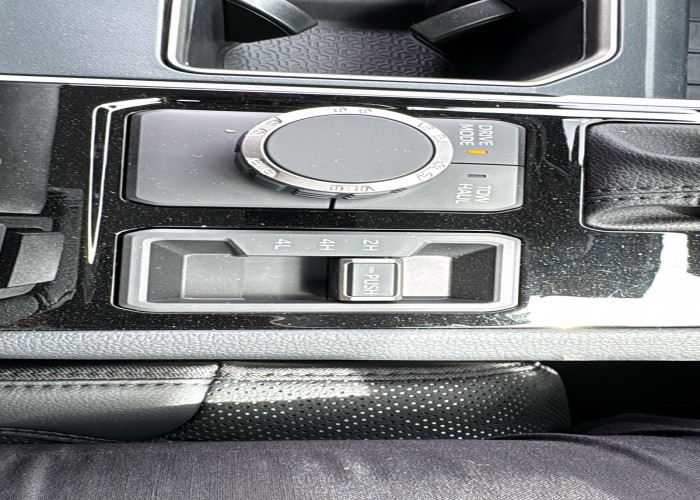 Used 1
                    TOYOTA
                     for Sale Image