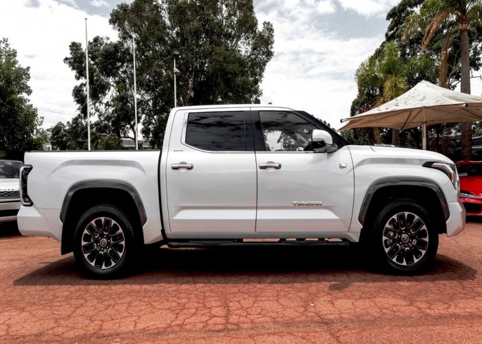 Used 1
                    TOYOTA
                     for Sale Image