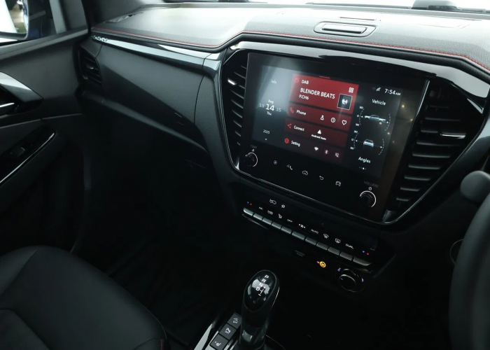 Used 1
                    ISUZU
                     for Sale Image