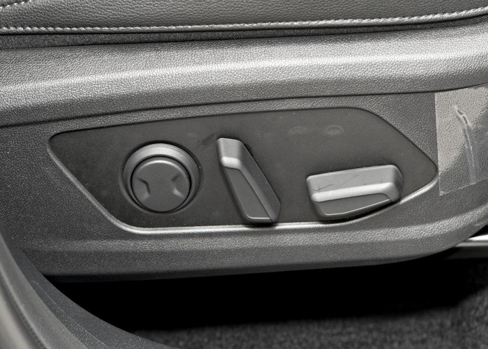 Used 1
                    KIA
                     for Sale Image