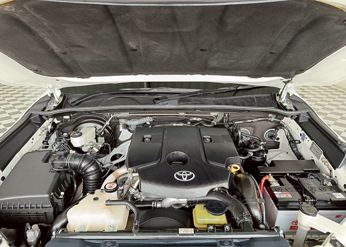 Used 5
                    TOYOTA
                     for Sale Image