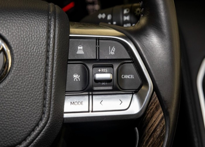 Used 1
                    TOYOTA
                     for Sale Image