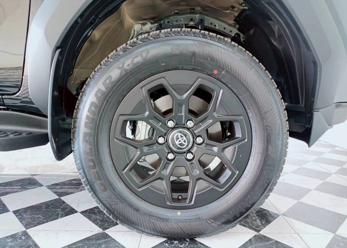 Used 1
                    TOYOTA
                     for Sale Image