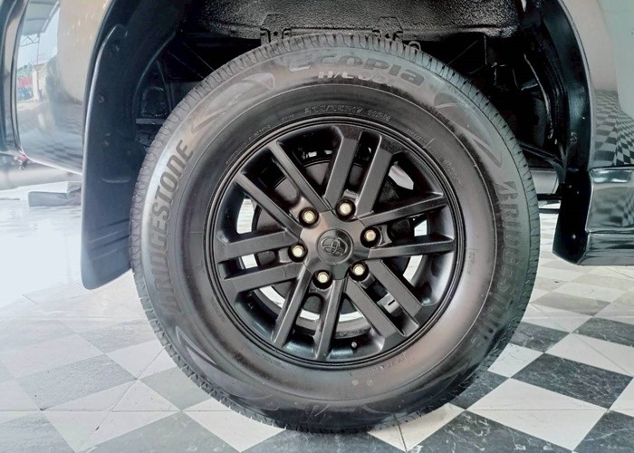 Used 4
                    TOYOTA
                     for Sale Image