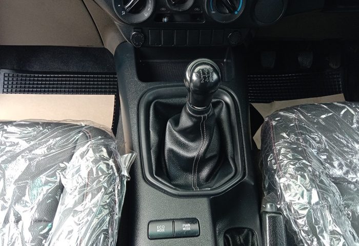 LINE_ALBUM_6365_220526_9