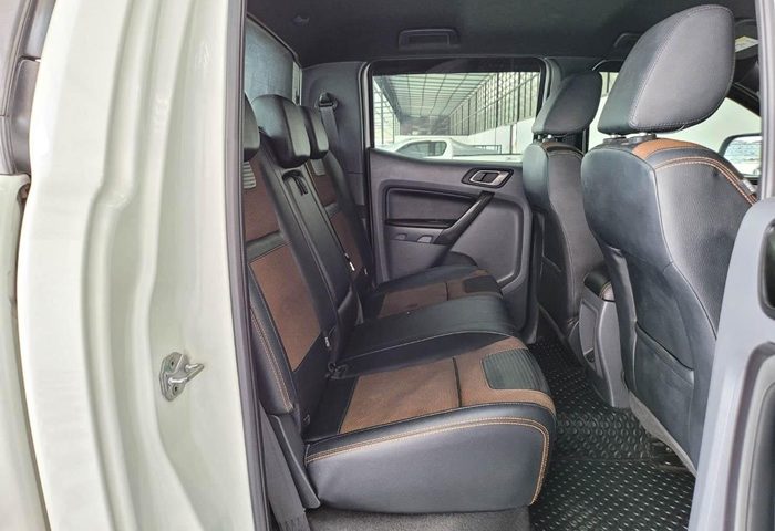 LINE_ALBUM_4015_230405_3