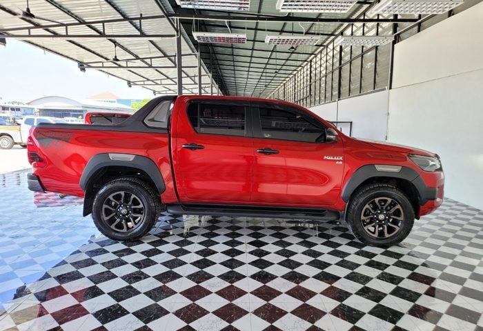 LINE_ALBUM_7808_230518_24