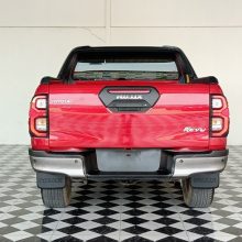 LINE_ALBUM_3596 171066_231018_39