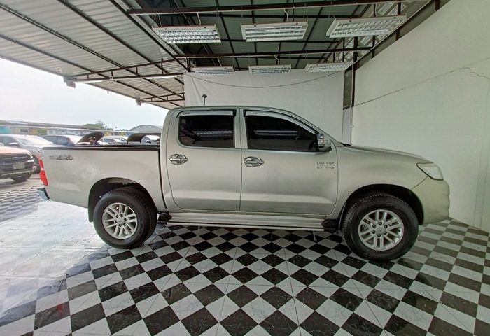 LINE_ALBUM_2642 011266_231201_24