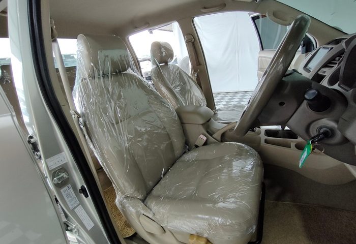 LINE_ALBUM_5427_231212_12