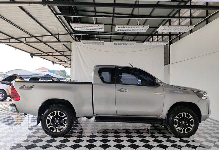 LINE_ALBUM_7628_231216_27