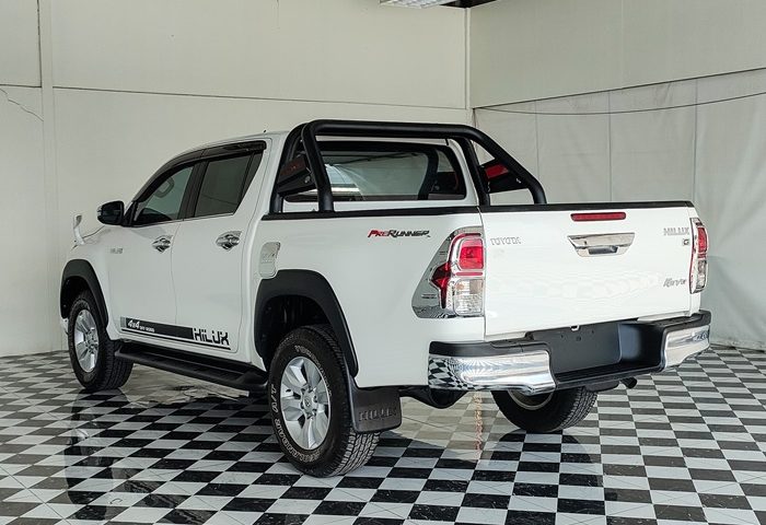 LINE_ALBUM_958_231208_37