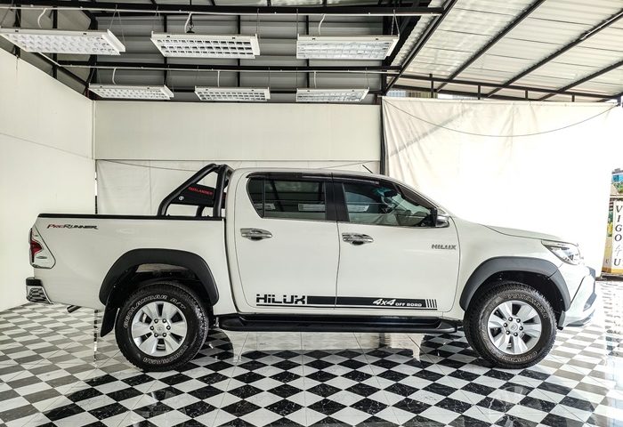 LINE_ALBUM_958_231208_41