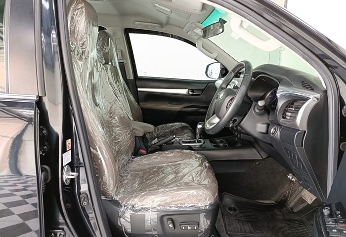 LINE_ALBUM_2431. 060167_240106_32