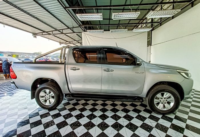 LINE_ALBUM_2825 020267_240202_24