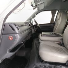 LINE_ALBUM_30-1382 140267_240214_18