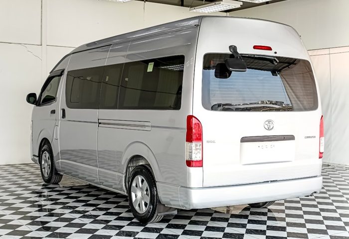 LINE_ALBUM_30-1382 140267_240214_26