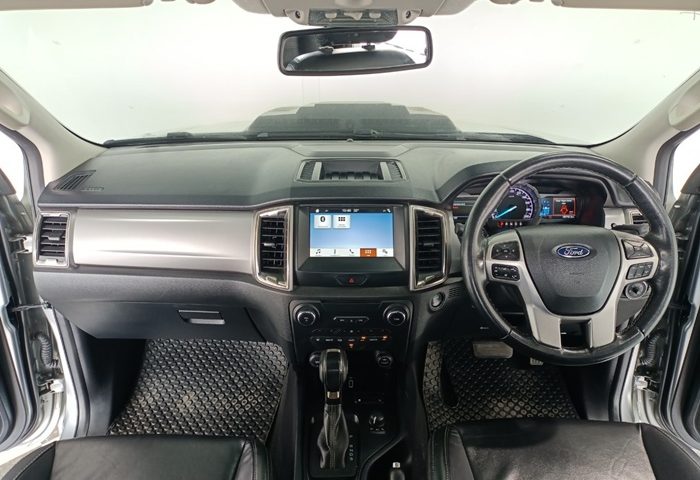 LINE_ALBUM_7087 070267_240207_60